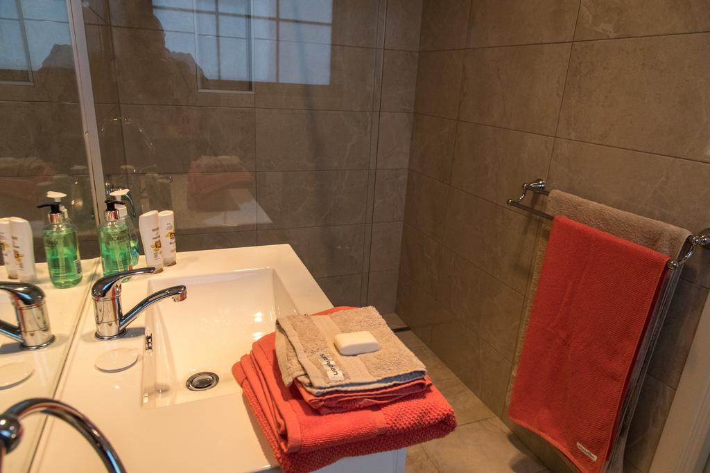 Mountain Blue Guest House デロレイン エクステリア 写真